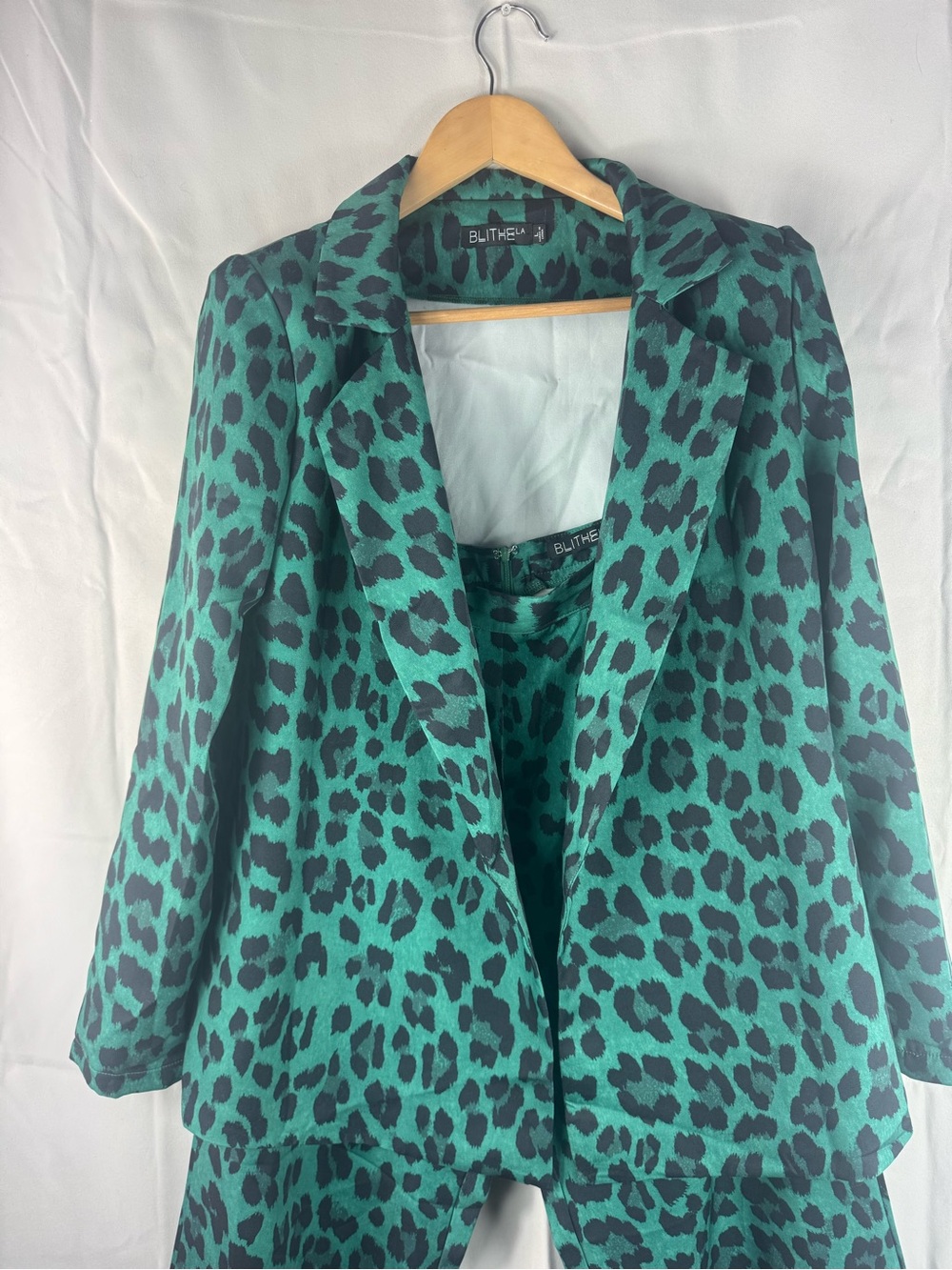 Blithe Green and Black Leopard-Print Pant 2 piece Suit - Picture 2 of 10